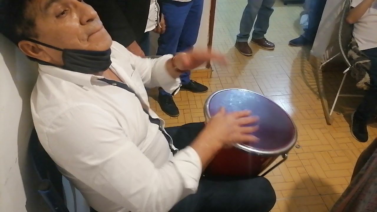 El hombre con manos de pulpo - 😳 🐙- el mejor solo de caja el pase del elicoptero / nunca antes visto