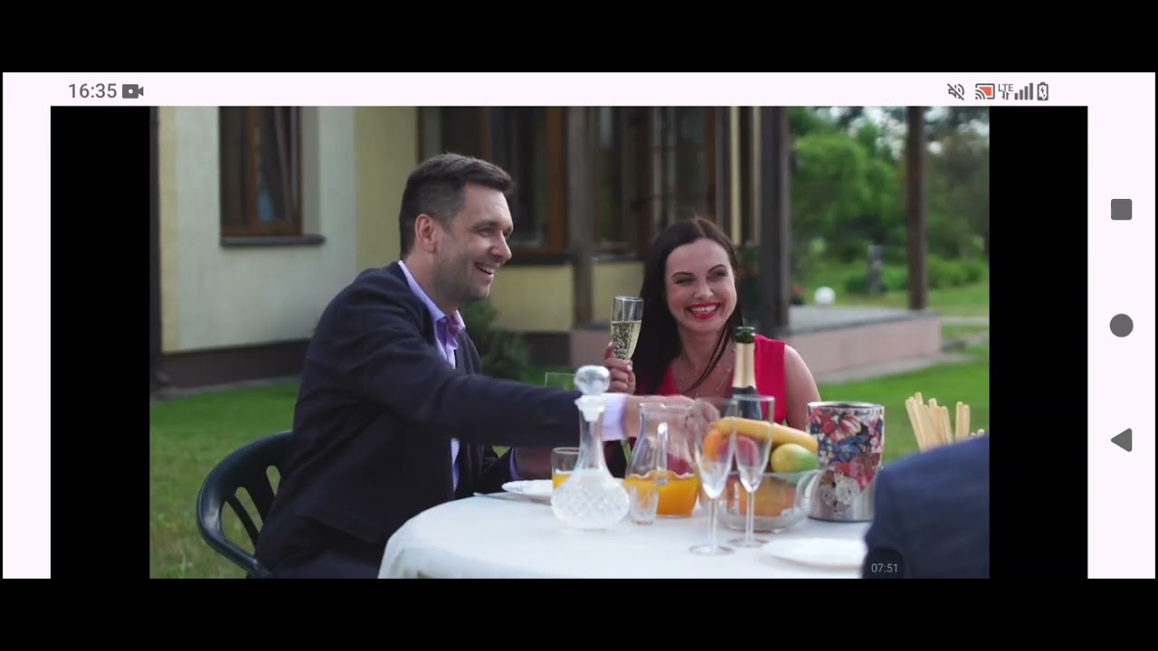 Viņas melo labāk 10 sezona 2 sērija 