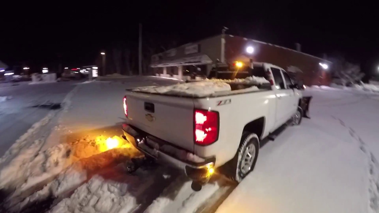 (POV): 2016 Chevrolet Silverado 2500HD Duramax Plow Truck (binaural)