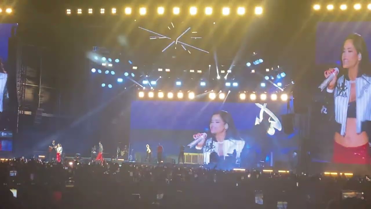 Aventura ft Natti Natasha-Obsesión en vivo- Cerrando Ciclos Dec 28