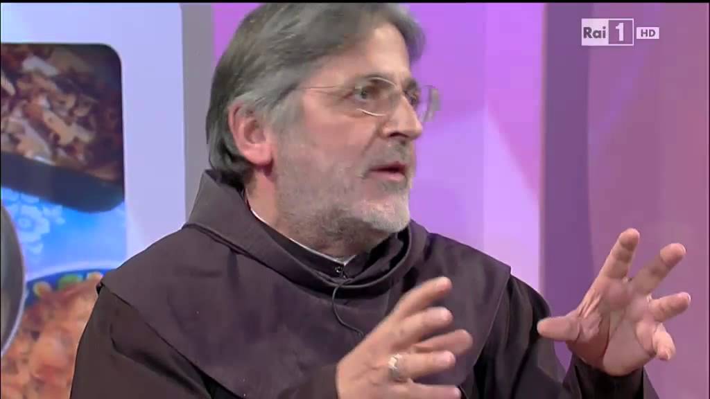 Padre Renzo e la famiglia allargata