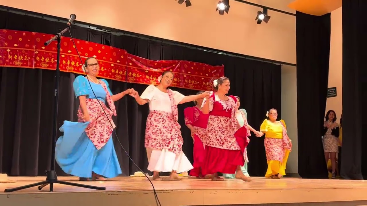 Happy Chinese new year they singing in the stage girls in dance classes￼
