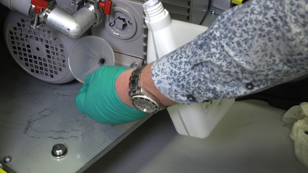 Sciex 4500 - How to change the oil in a MS40 pump