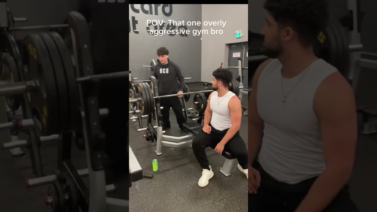 Why is bro so aggressive😢 #gym #motivation #naturalbodybilding #bodybuilding #bck