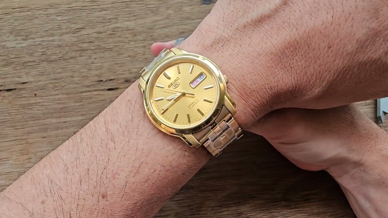Seiko 5 SNKK76K1: O Relógio Automático Ideal para Iniciantes e Colecionadores - CALIBRE 7S26