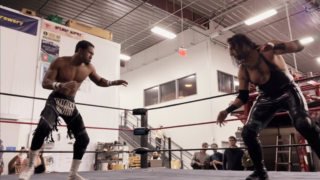 Brando Lee vs Crowbar