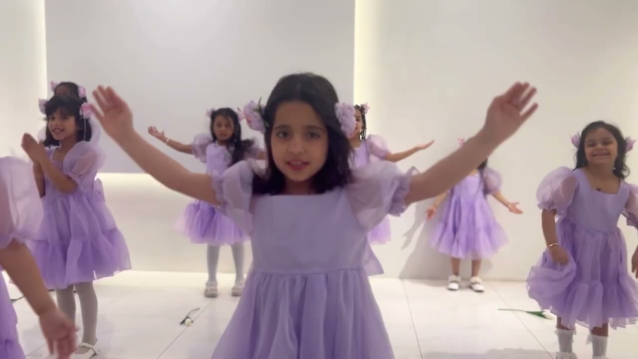 مجموعة الورود 🎓🤍 أ. وسميه الرشيدي