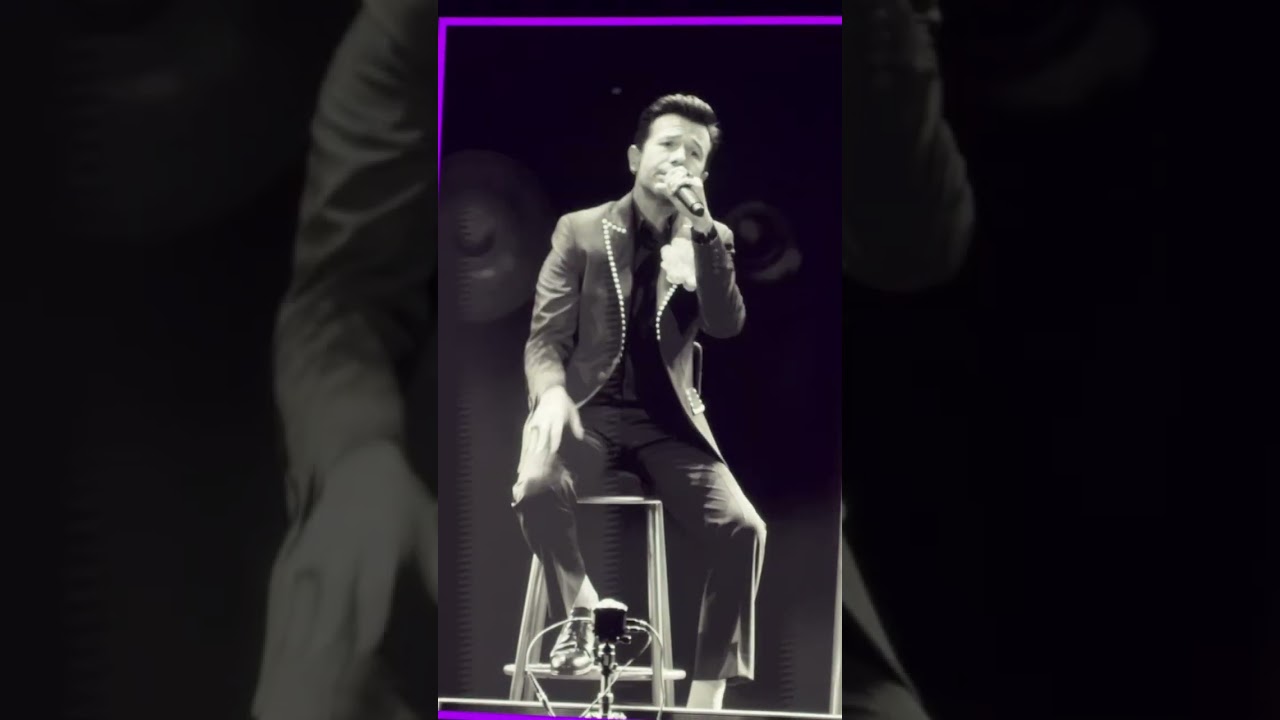İPhone 17 Pro 4K - Yalın Konseri Aralık 2025 | Yalın Live Concert 2025 | Muhteşem Sahne Atmosferi