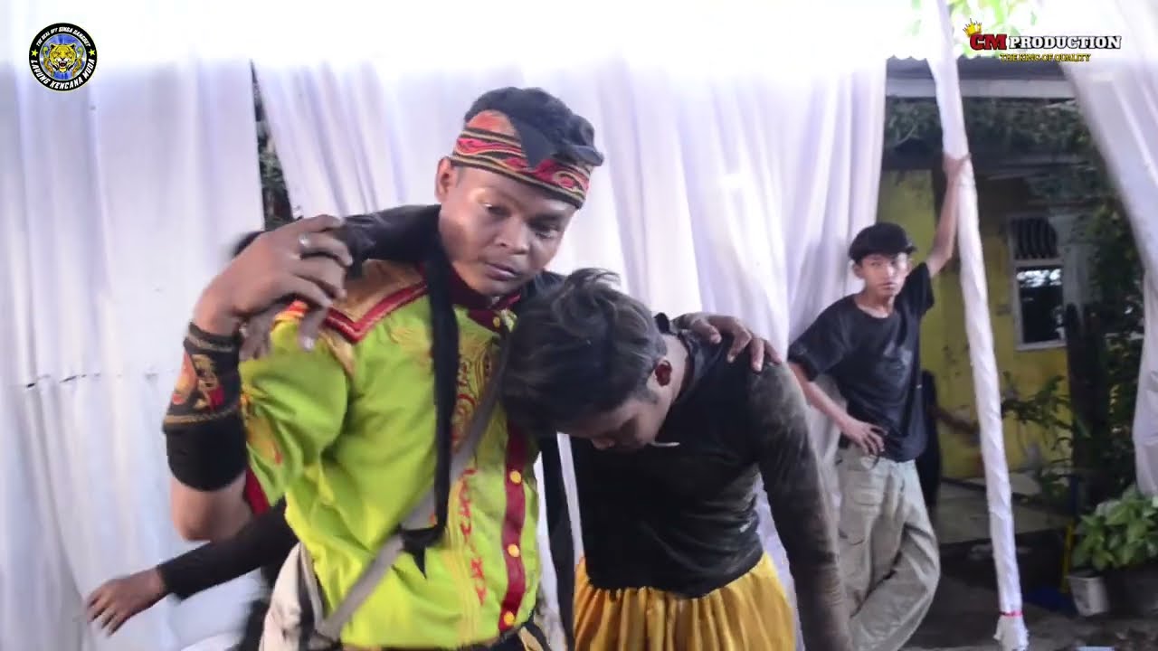 ATRAKSI DEBUS - SINGA DANGDUT - LAYUNG KENCANA MUDA - OM SARIP GROUP - CM PRODUCTION
