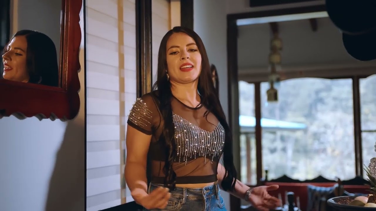 solo pienso en el,desde que lo vi  Dianey Hoyos    Mi tonto amor  Video oficial