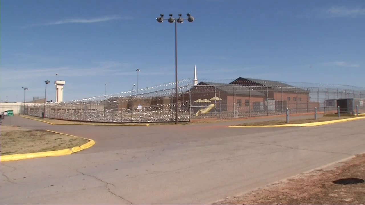 Some jobs programs running again in Oklahoma prisons, one run by convicted child murderer