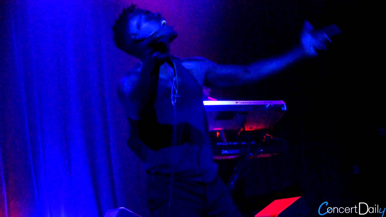 Luke James Performing 'I Want You' Live at The Howard Theatre!!