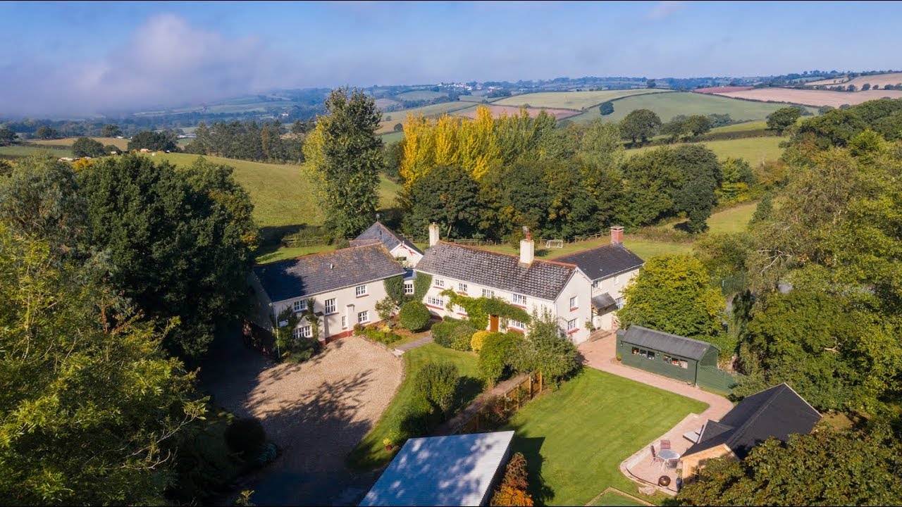 PROPERTY FOR SALE | Cheriton Fitzpaine | Bradleys Estate Agents