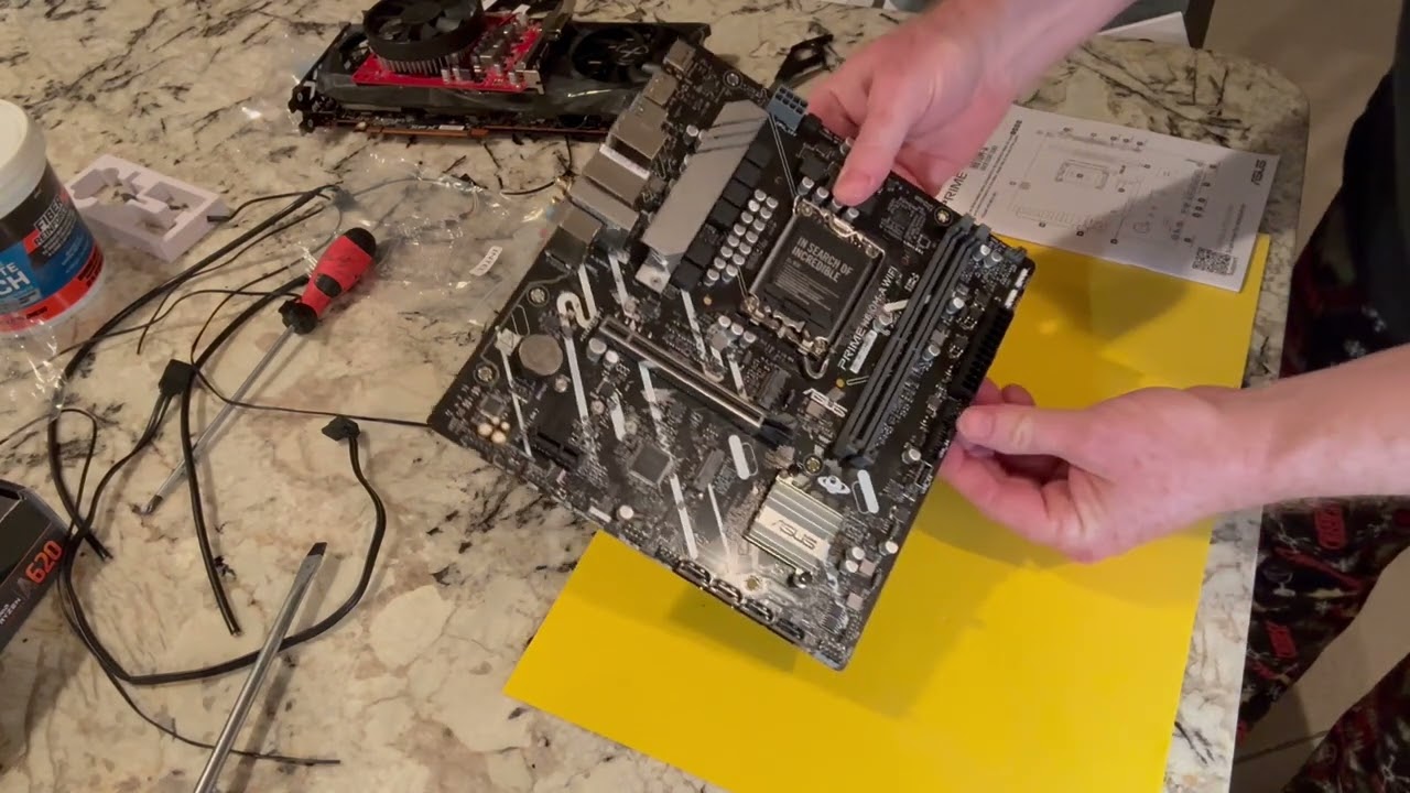 Unboxing: ASUS Prime H810M-A WiFi-CSM Intel&reg; H810 LGA 1851 mATX Motherboard