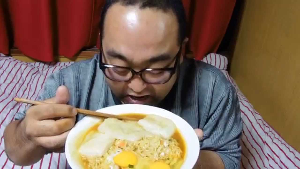 もち　たまご　ラーメン