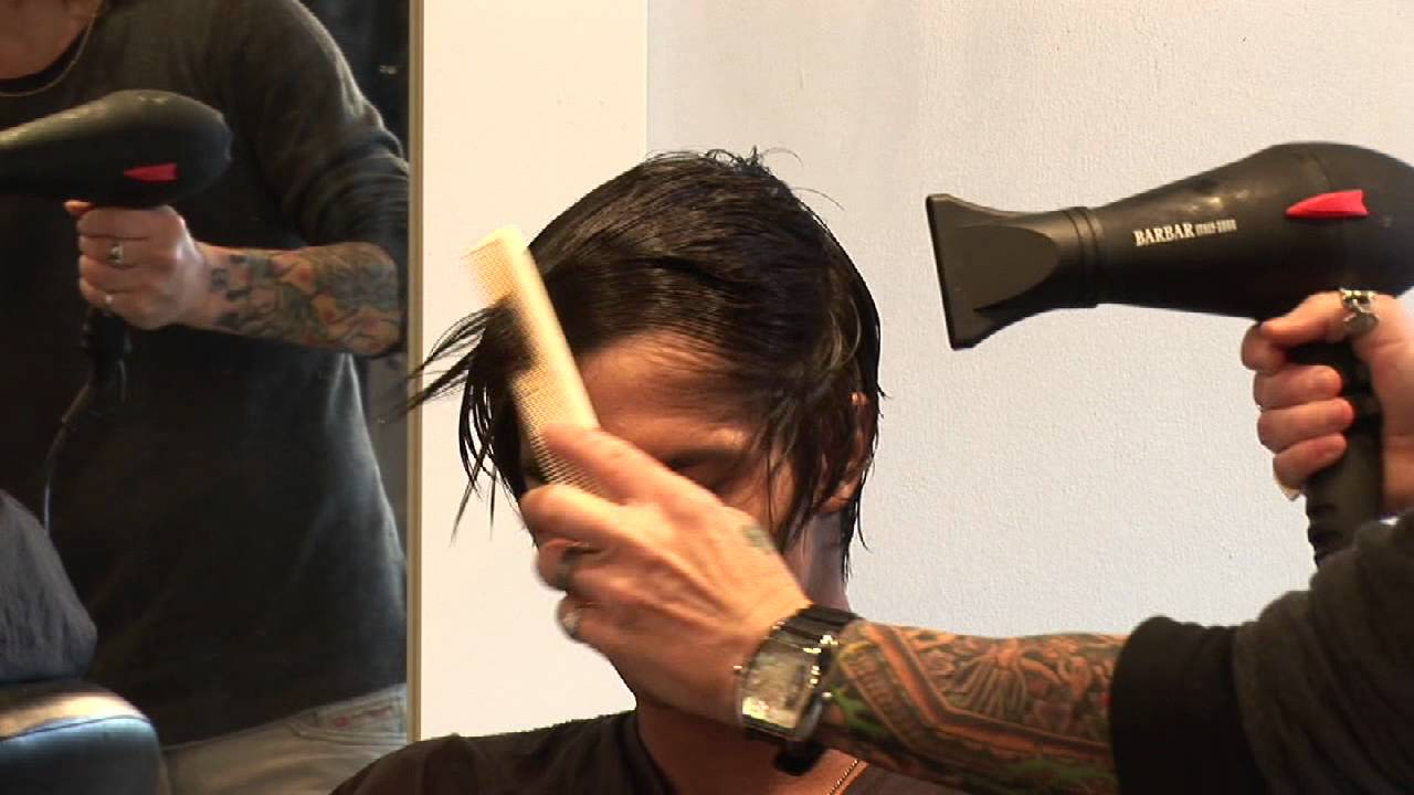 Hair Care for Men : How to Keep Men's Hair Straight