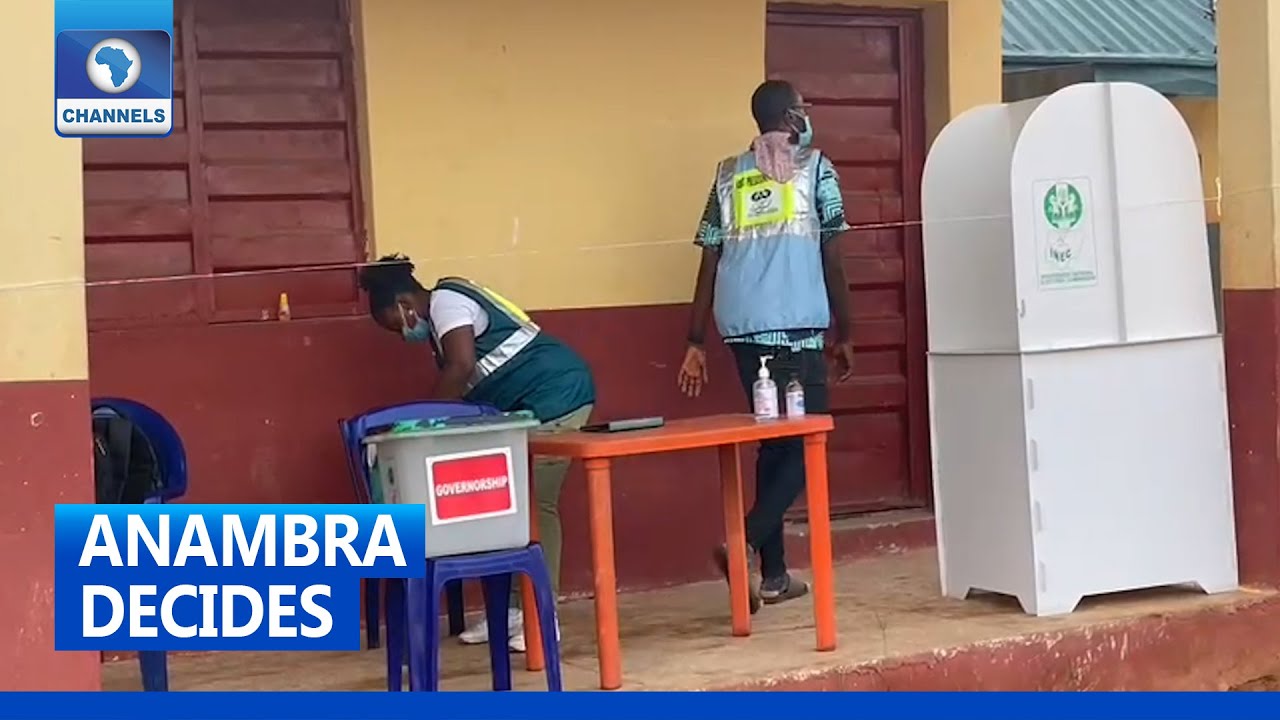 Officials Set Up Polling Units At Community Primary School, Amawbia