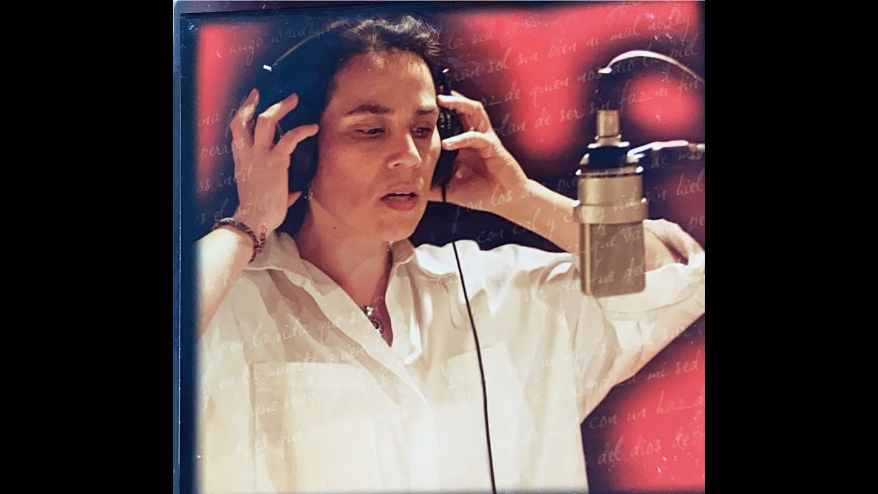 Lichi Fuentes • MOMENTO • Landó