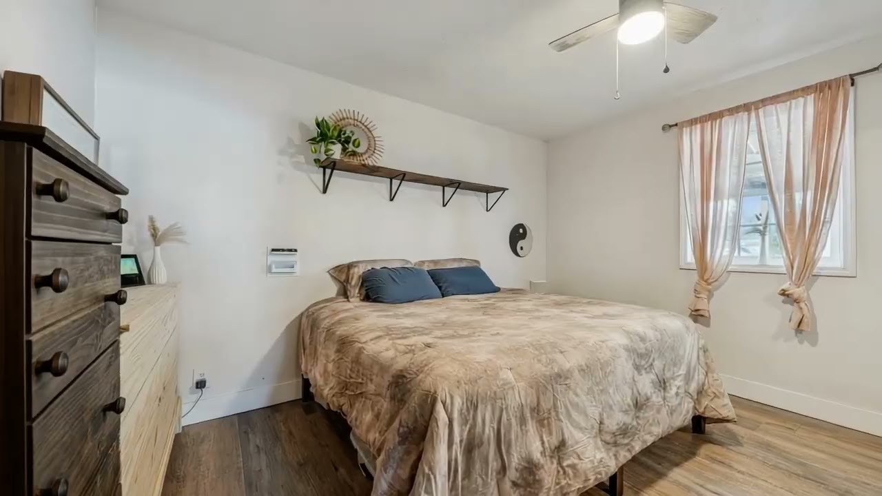 Move-In Ready Greensburg Home Tour | 2 Bedroom + Integral Garage | 811 W Newton Rd
