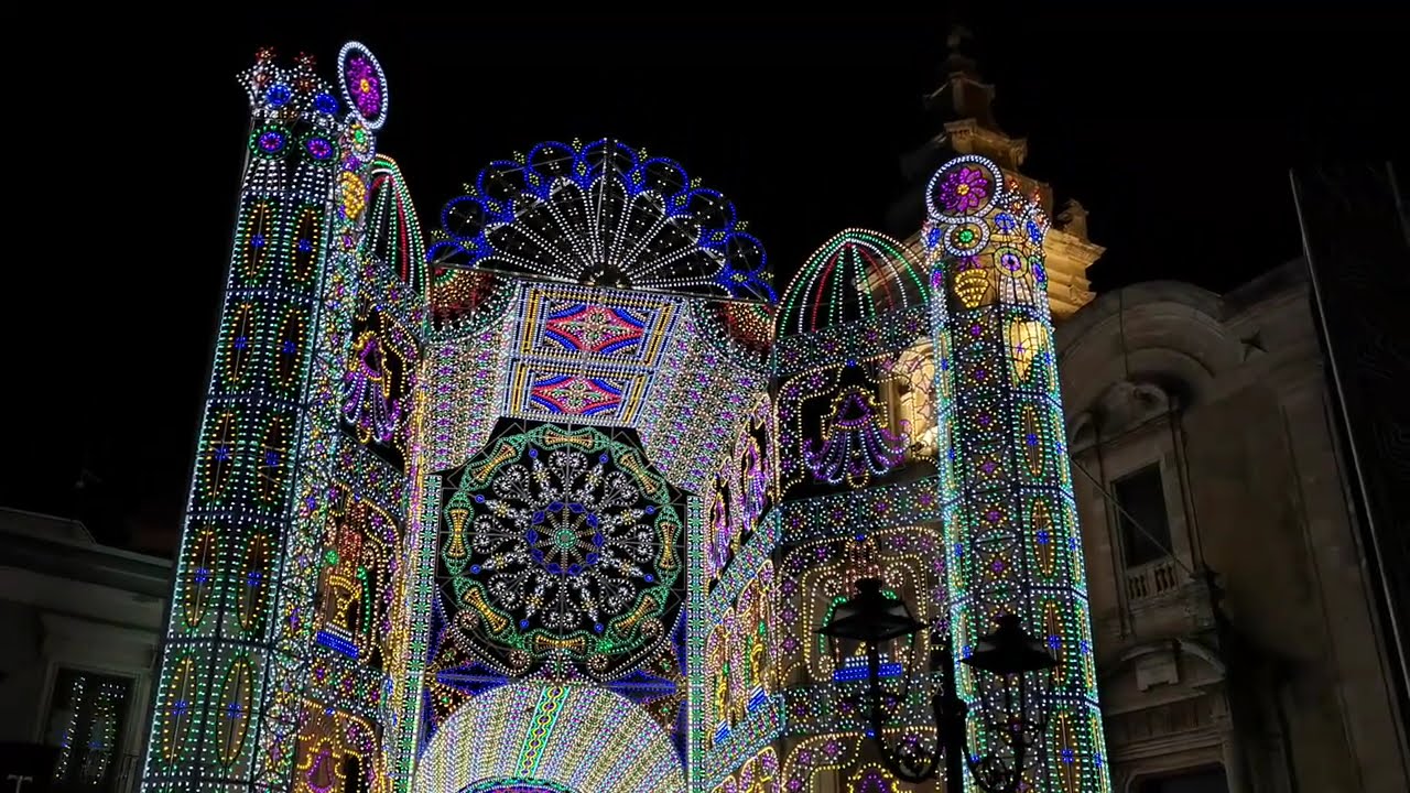 Aci Sant'Antonio 22 Agosto 2024 Accensione Artistiche Luminarie realizzate dalla Ditta PLESCIA GROUP