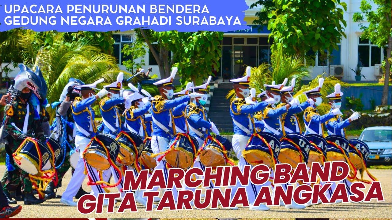 ATRAKSI HEROIK DRUMBAND GITA TARUNA ANGKASA BUAT PENONONTON TAKJUB