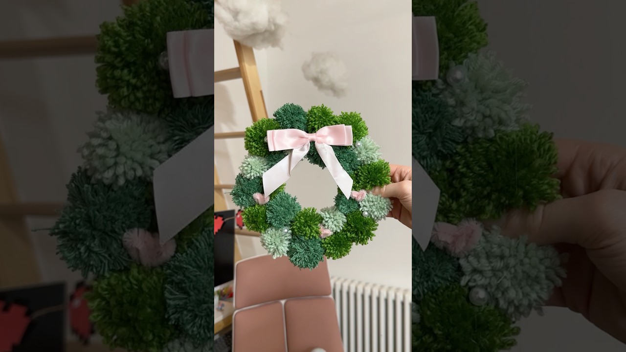 diy pompom christmas wreath 🎄