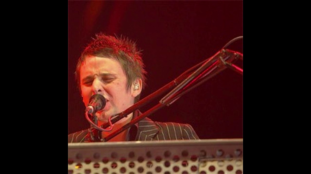 Muse - Bliss live from Earl's Court (audio), London  12/20/2004 - Amazing falsetto