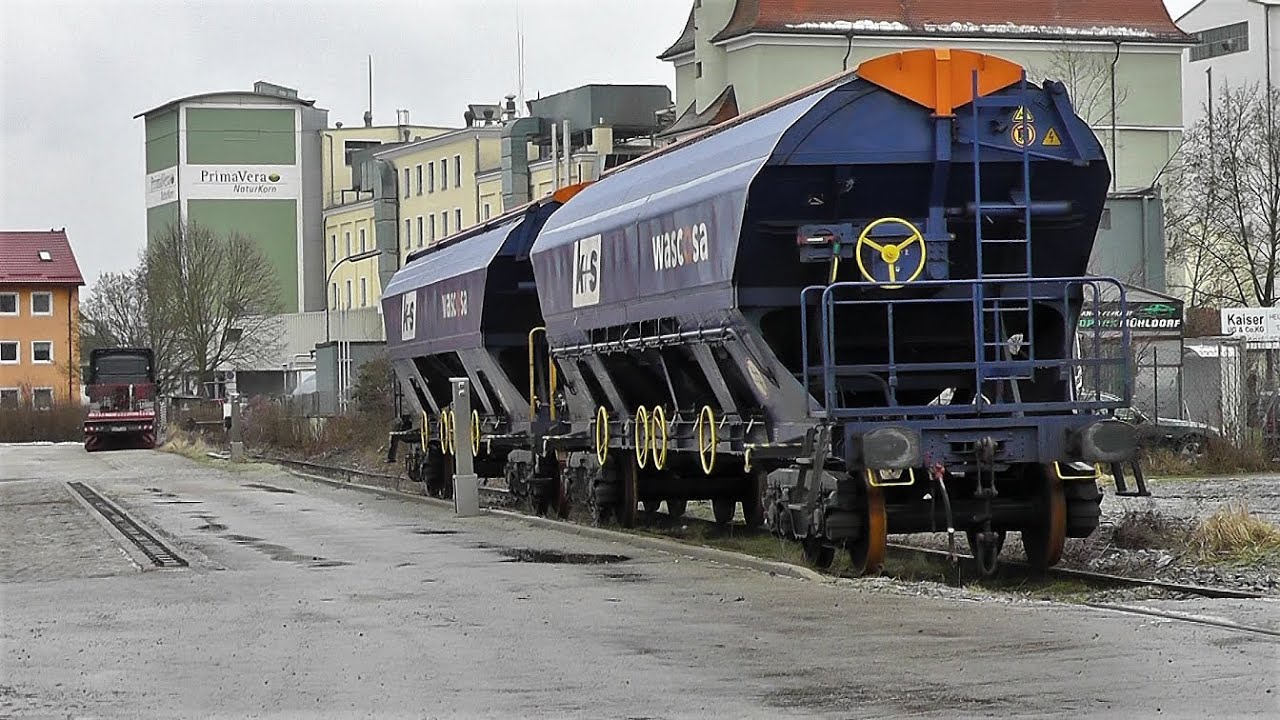 Betriebsamer Bahnhof Mühldorf am 27.1.2023...ein Stimmungsbild...