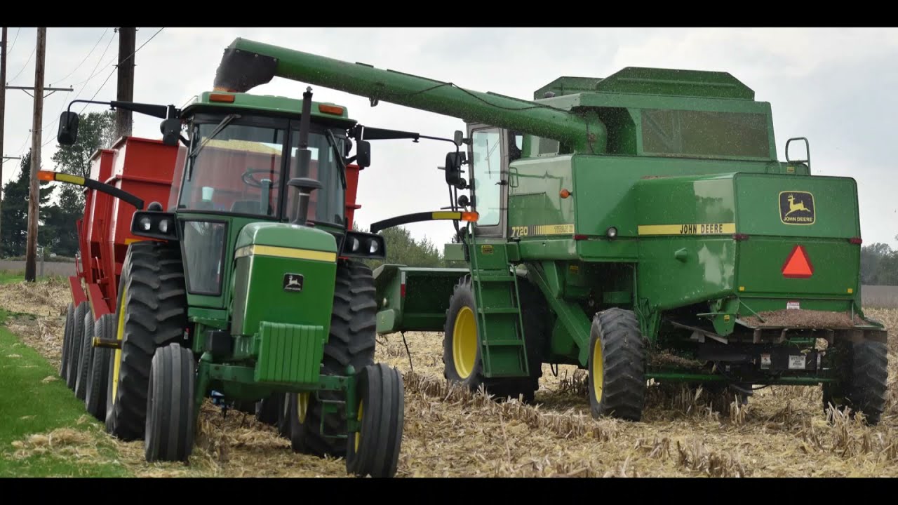 Well Kept 1987 John Deere 7720 Titan II - 4240 - Kill Brothers 350 - Corn Harvest 2021 - Ohio