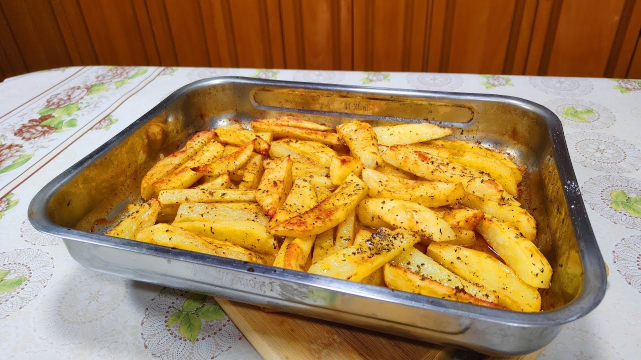Provoni ti përgatisni kështu patatet në furrë, nuk do e ndëroni kurrë