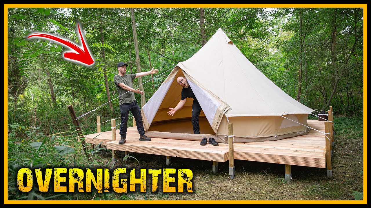 Plattformbau im Wald & riesiges Baumwollzelt | Blockhaus Nacht im Naturensöhne Style - Übernachtung