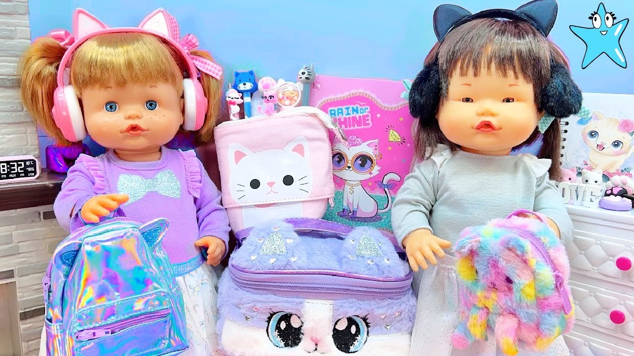 ANI y ONA RUTINA de MAÑANA para ir al colegio con accesorios Kawai de GATITOS con MUÑECAS y JUGUETES