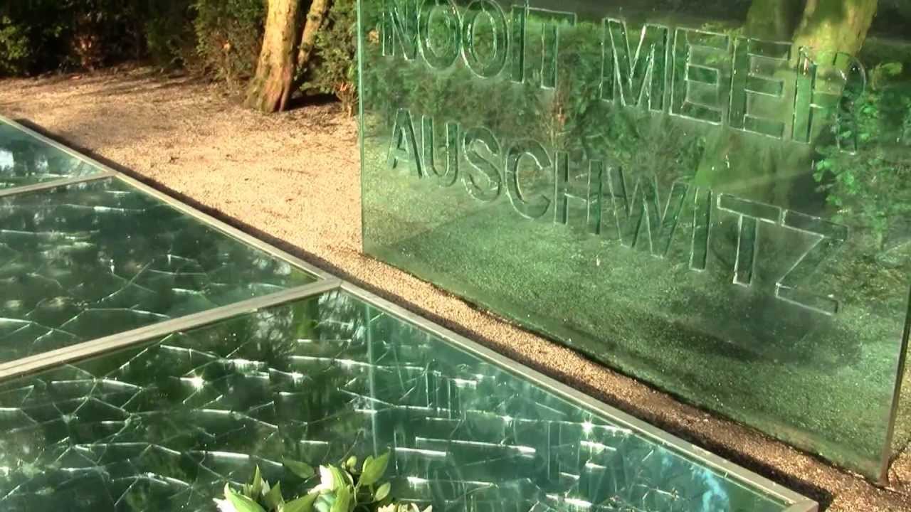 Auschwitzmonument  'Nooit meer Auschwitz', Jan Wolkers