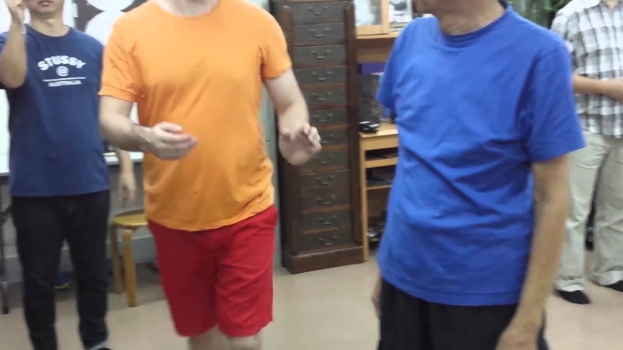 Wing Chun's Biu Jee Elbow - Very Powerful! Chu Shong Tin