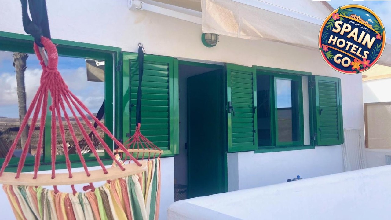 Apartamento El Islote direct at Paradise Beach | Fuerteventura, Spain | Hotel Review 🛏️