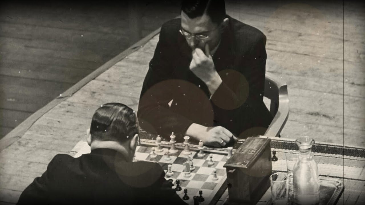 Genialne ruchy sypią się jak łupież ||  Euwe vs.  Alechin ||  Amsterdam 1936