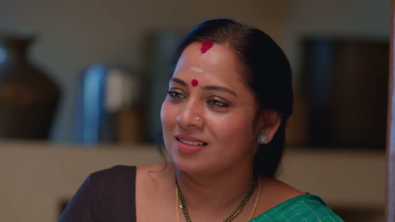 Aishwarya's Plan to Stop Abhirami - Karthigai Deepam - Full Ep 21 - Zee Tamil