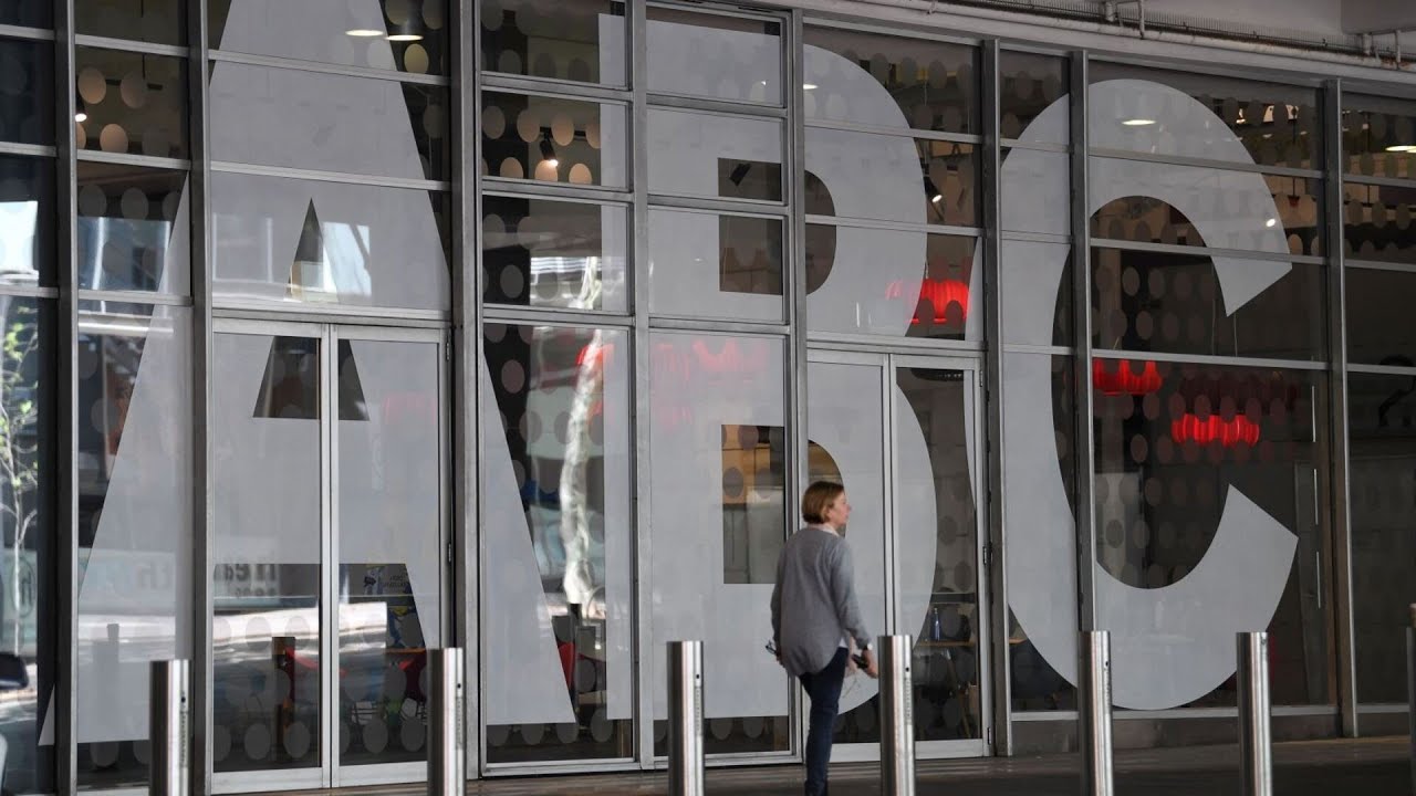 Former ABC director is &lsquo;deeply concerned&rsquo; about network&rsquo;s Middle East coverage