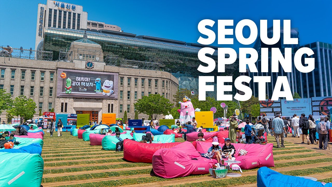 Seoul Spring Festa 2025 🌸 | Walking Tour from Gyeongbokgung to Seoul Plaza | 4K HDR