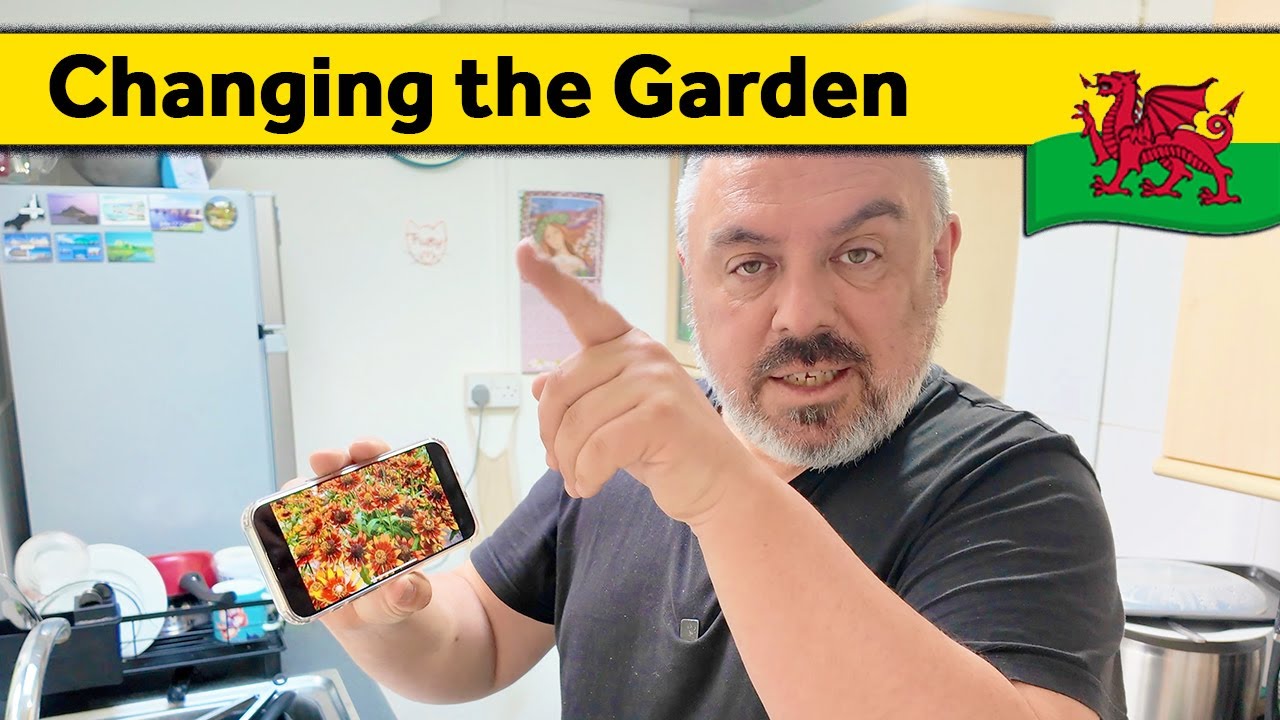 66. Late Spring in my Welsh Miners Cottage Garden - Living Alone in Wales (May 2024)