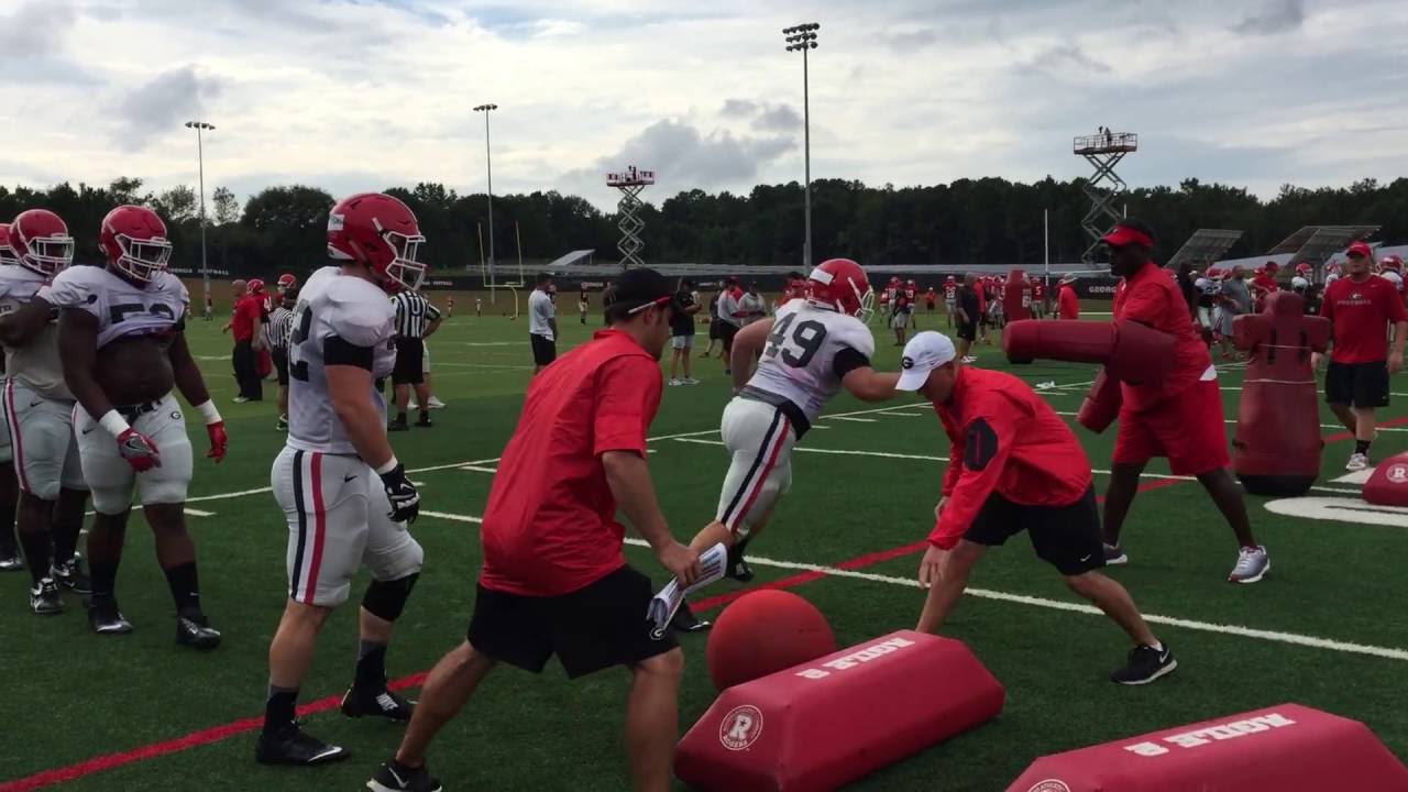 Georgia defensive linemen go through drills during Wednesday's practice
