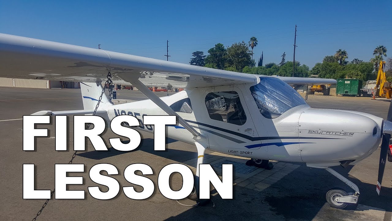 First Private Pilot Lesson - Cessna 162 Skycatcher