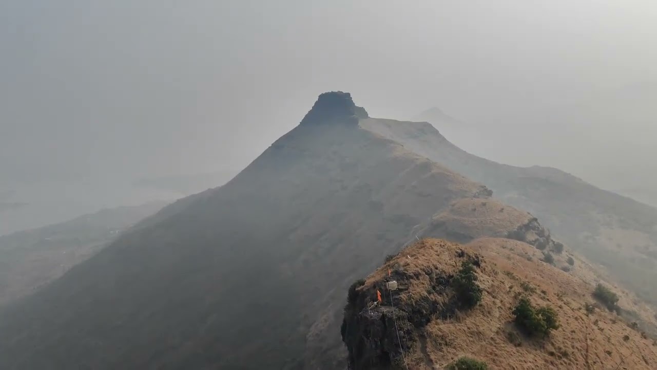 गडगडा  किल्ला ❤️
