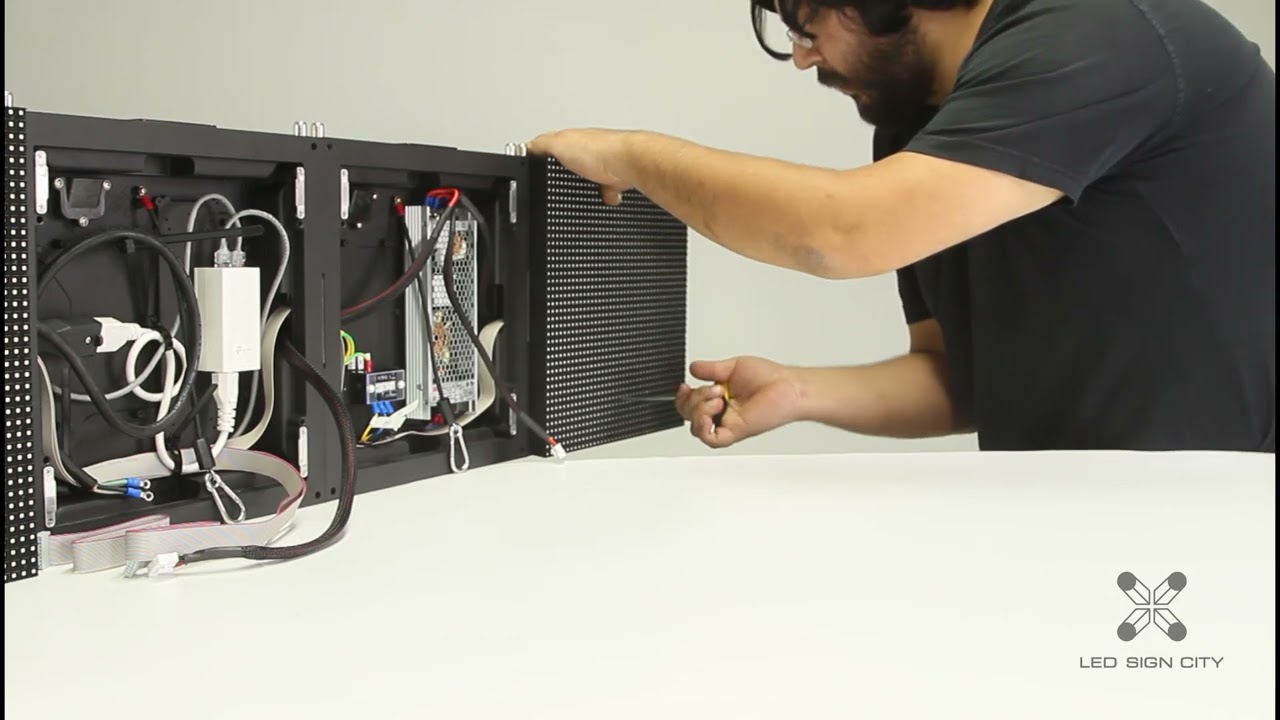 How to Install and Remove the LED module
