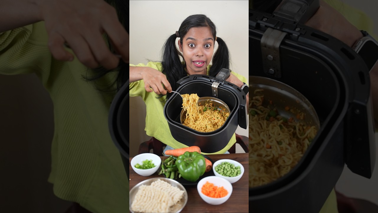 Sister VS Me 😜 Fight for Maggi | Bhai-Behan  NokJhok #minkutinku #shorts #comedy #funny #maggi