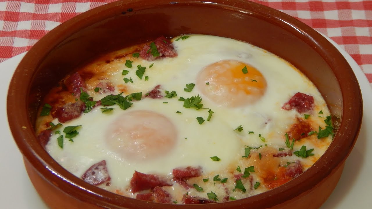 Receta fácil y rápida de huevos al plato a la Italiana