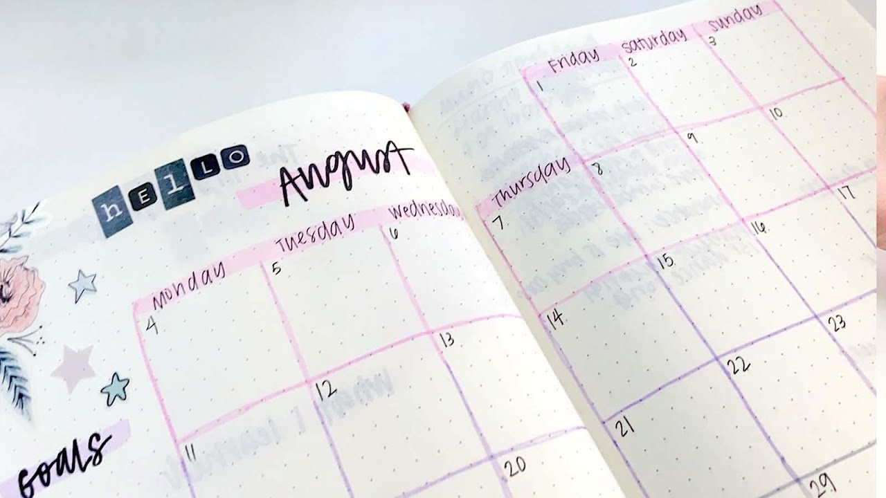 Bullet journal setup for August! & monthly journaling prompts for reflection