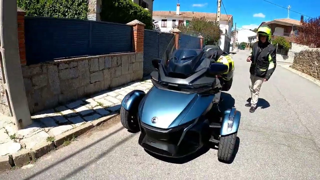 Motos Tres Ruedas Concentración Motos Navalperal De Pinares