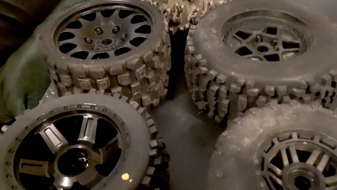 Proline Badland vs Stock Traxxas Maxx tires.  Plus some others to compare.