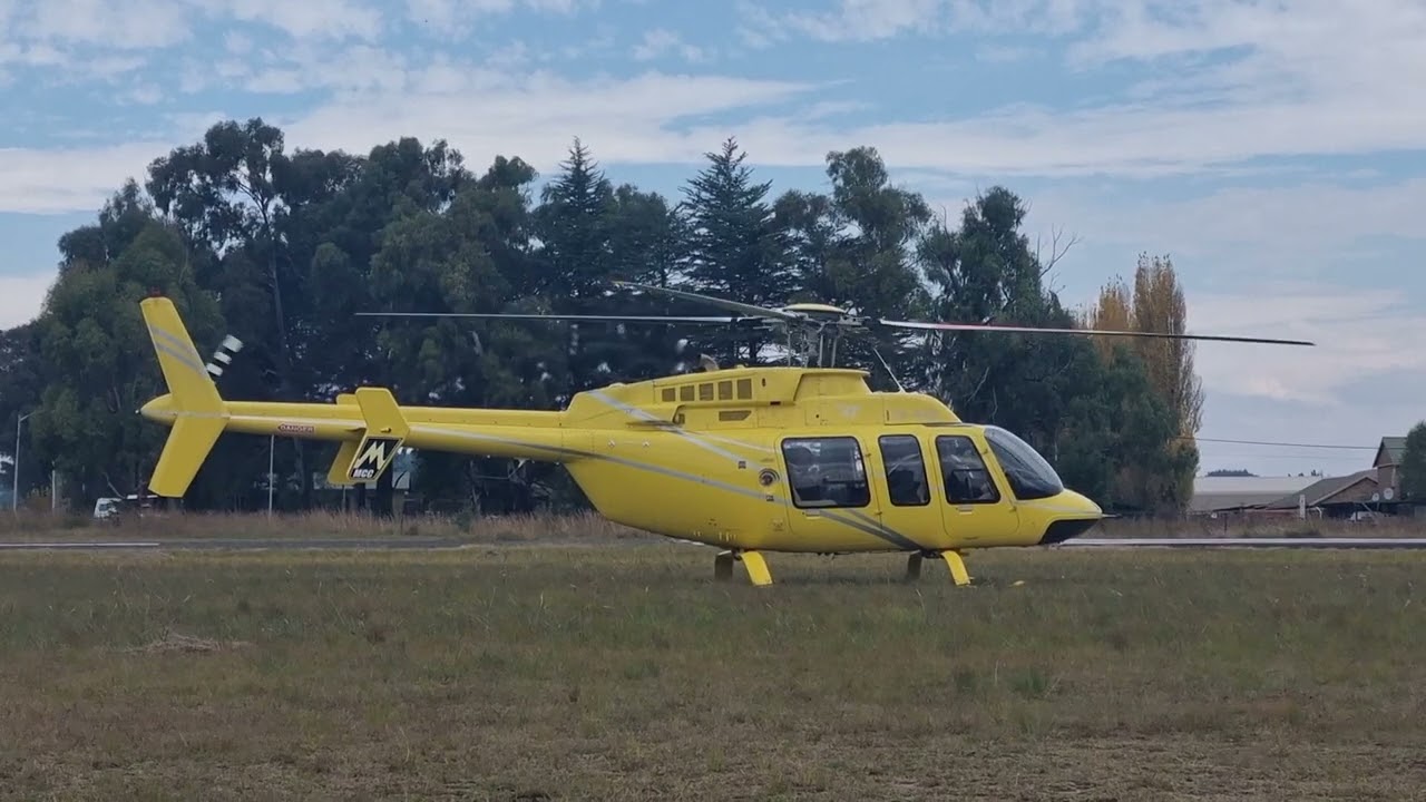Bell 407 start-up and take-off